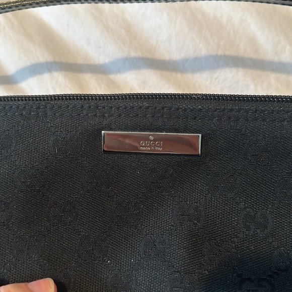 Black Small Gucci Baguette Bag - Picture 2 of 5